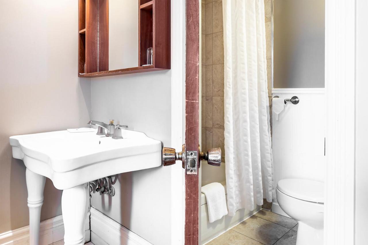 Hotel Ermitage Quebec City Bagian luar foto